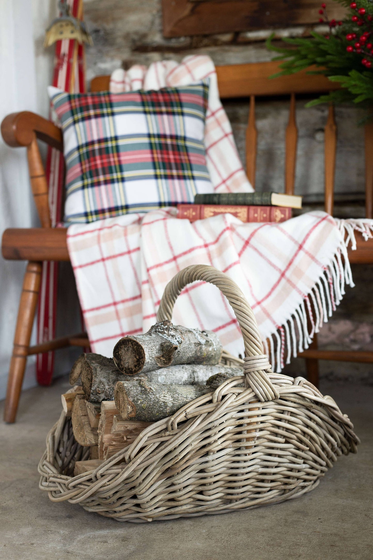 OVAL GREY RATTAN GATHERING BASKET