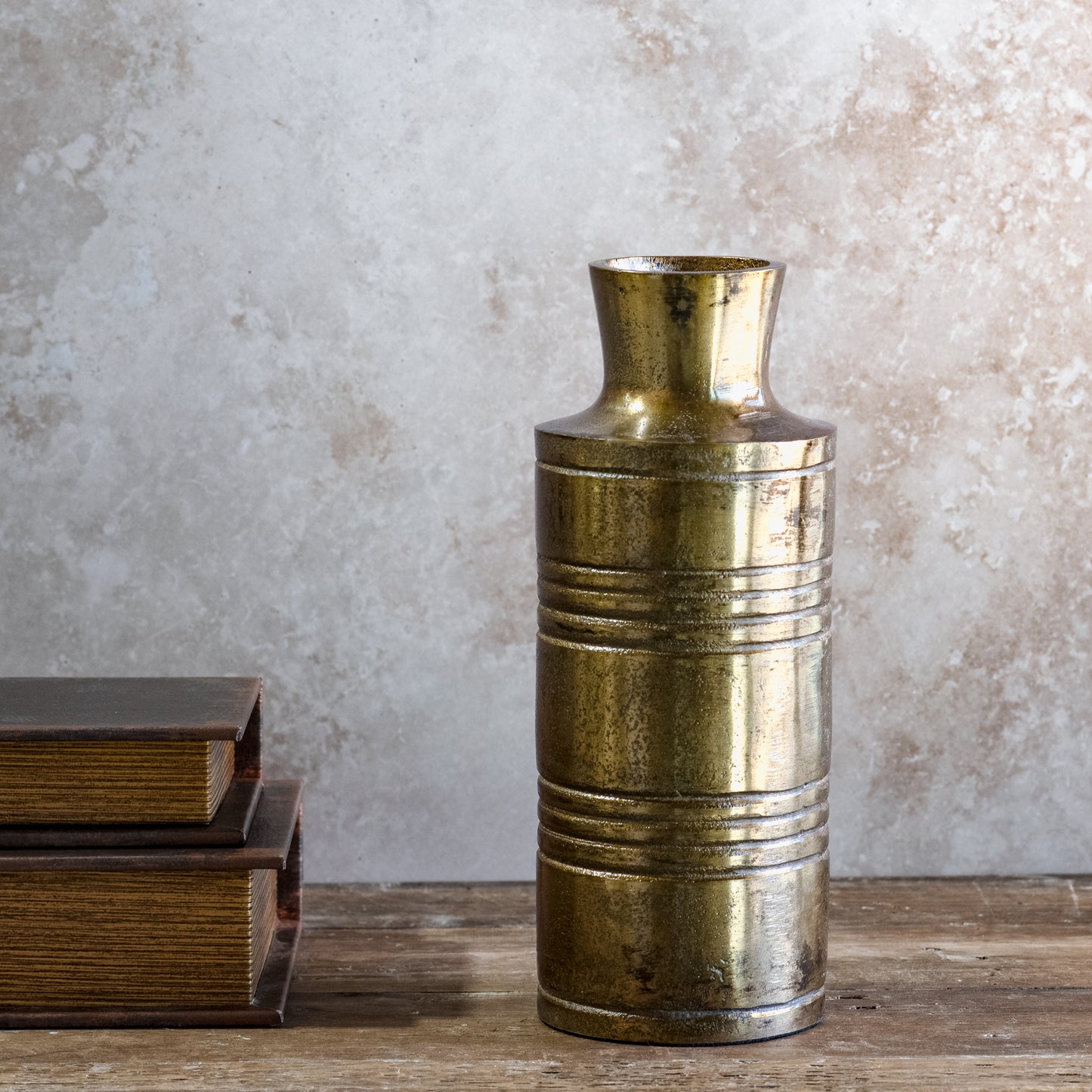 BURNT CHAMPAGNE ALUM. VASE | 2 Sizes