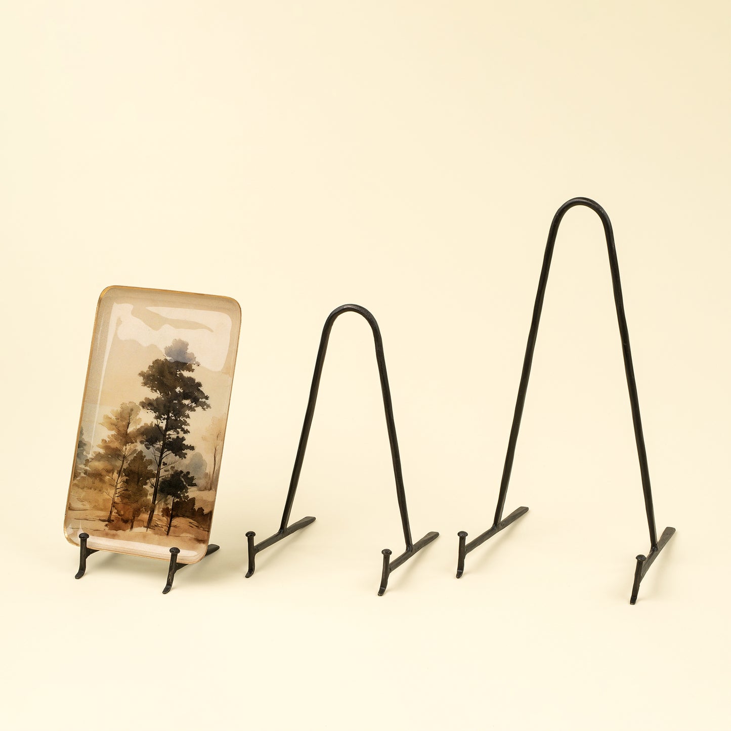 Arc Display Stand - Black