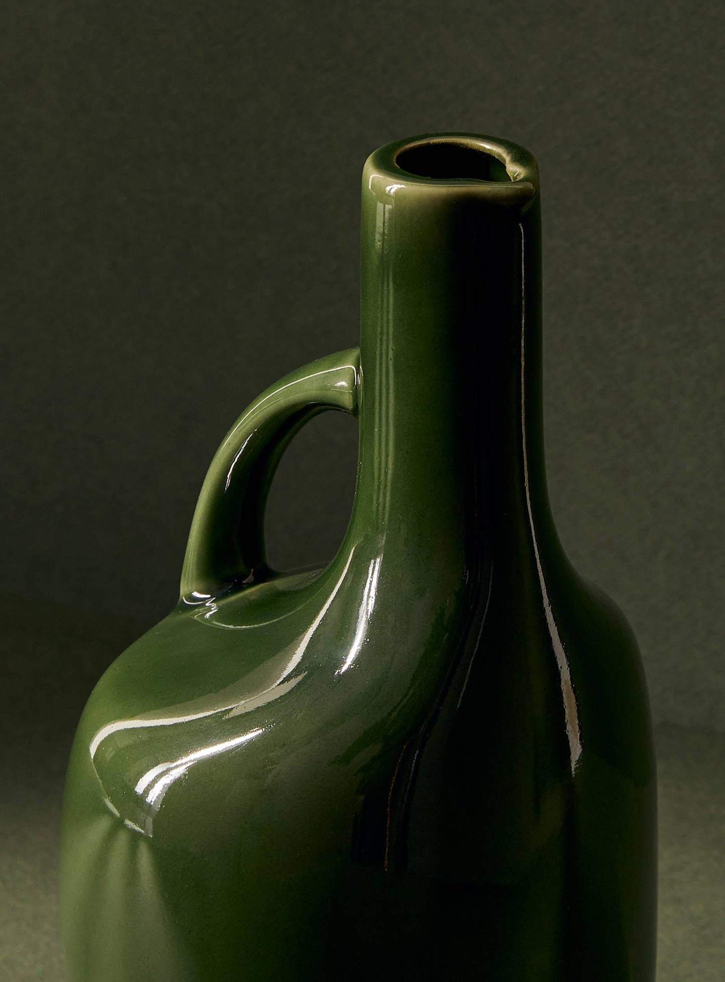 Stoneware Olive Oil Bottle | Canard 34 oz: Matte White