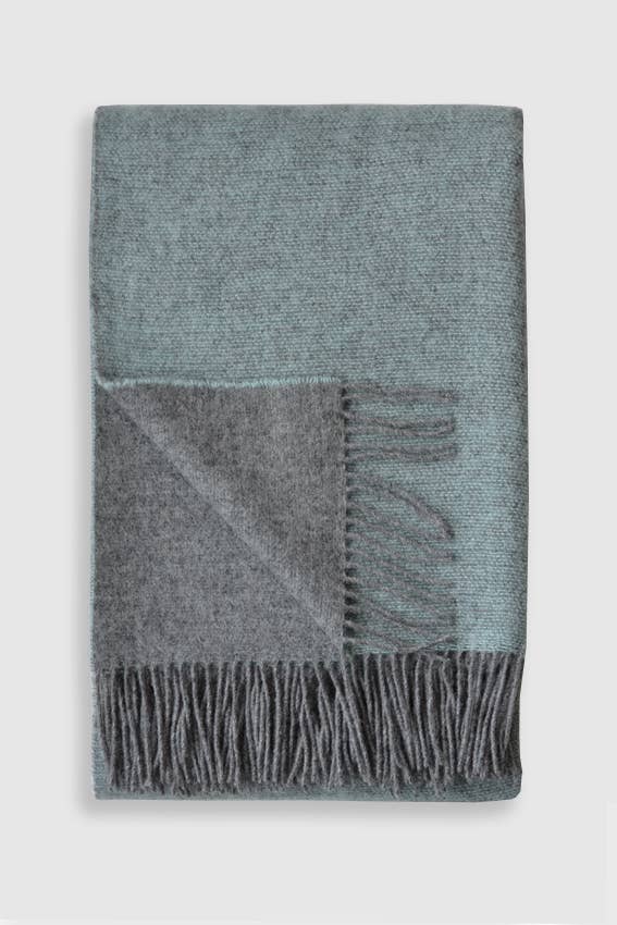 Trafalgar Wool Double Sided Throw - in 5 colors