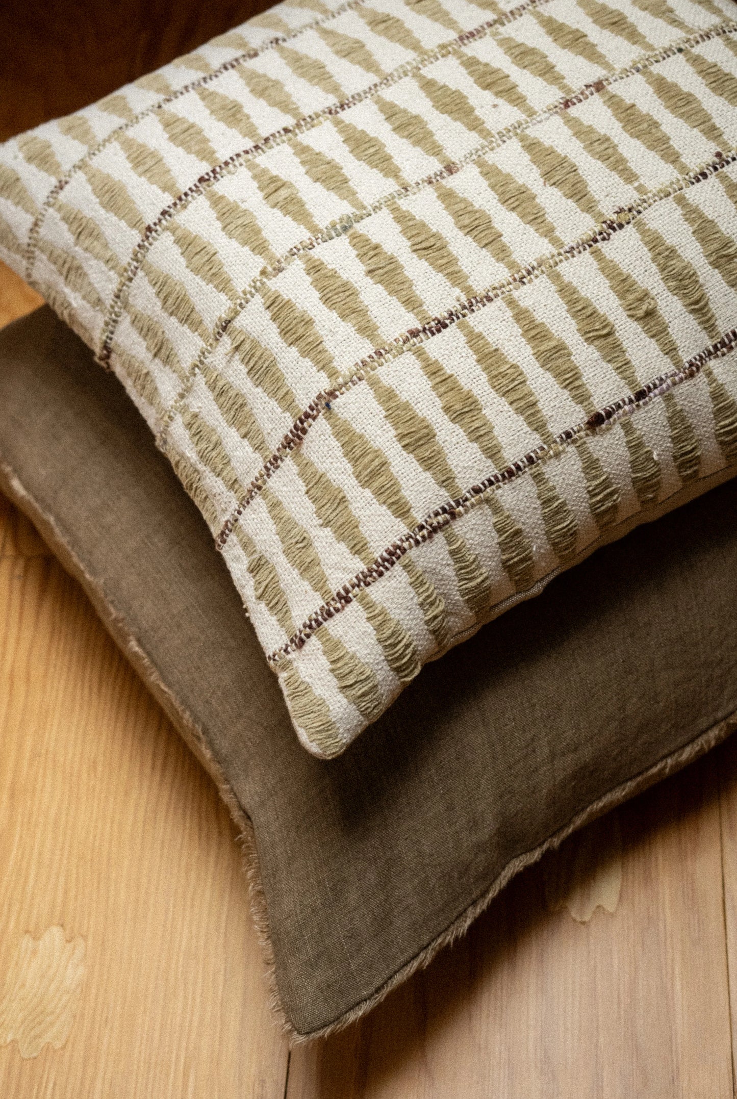 20x20 Helena Woven Pillow