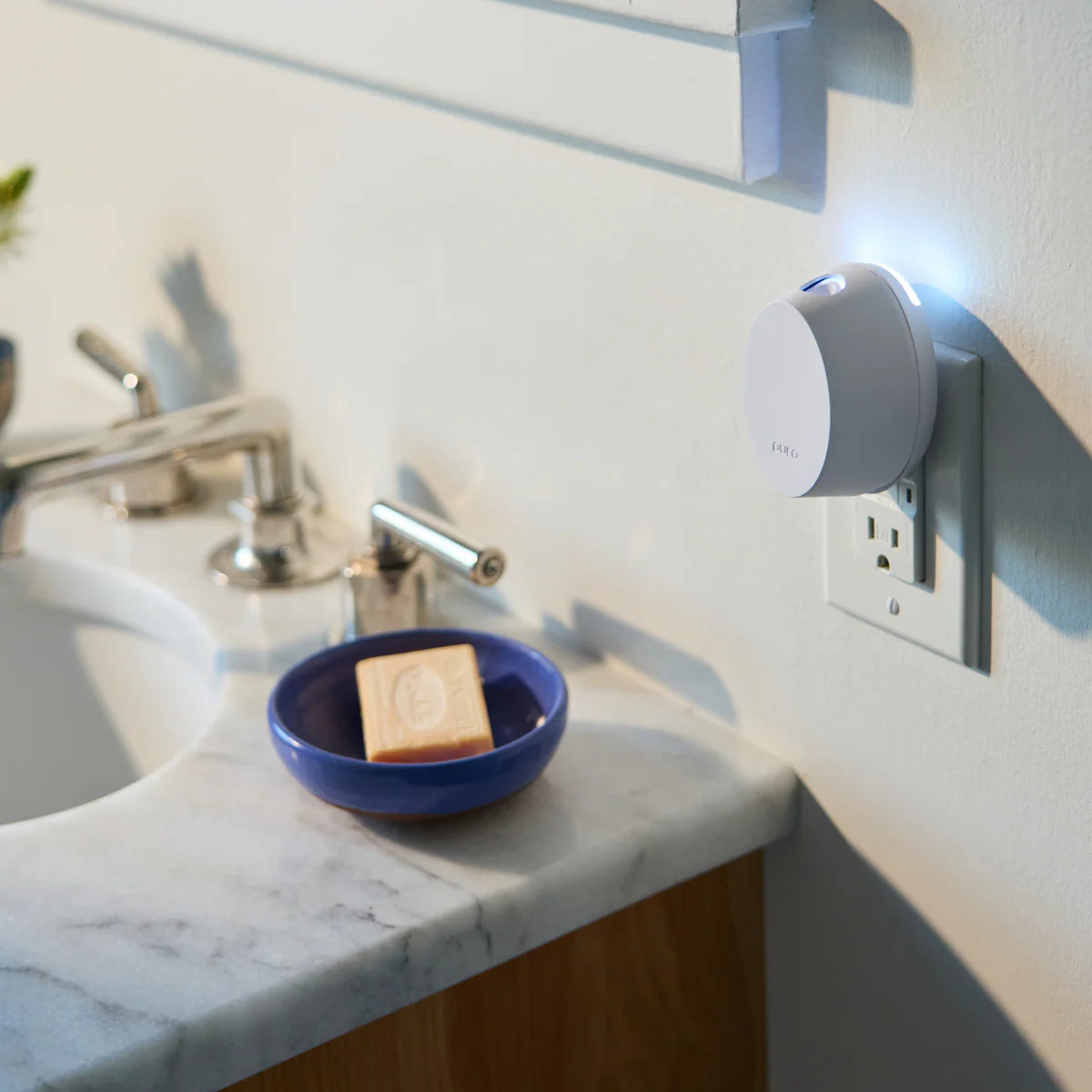 Pura Mini Smart Home Diffuser