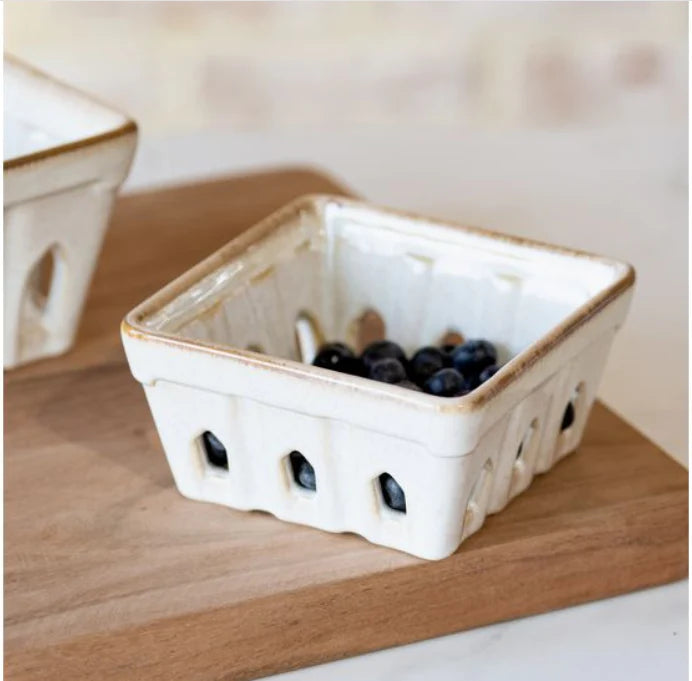 LATTE SPLATTER 5.4"W BERRY BASKET