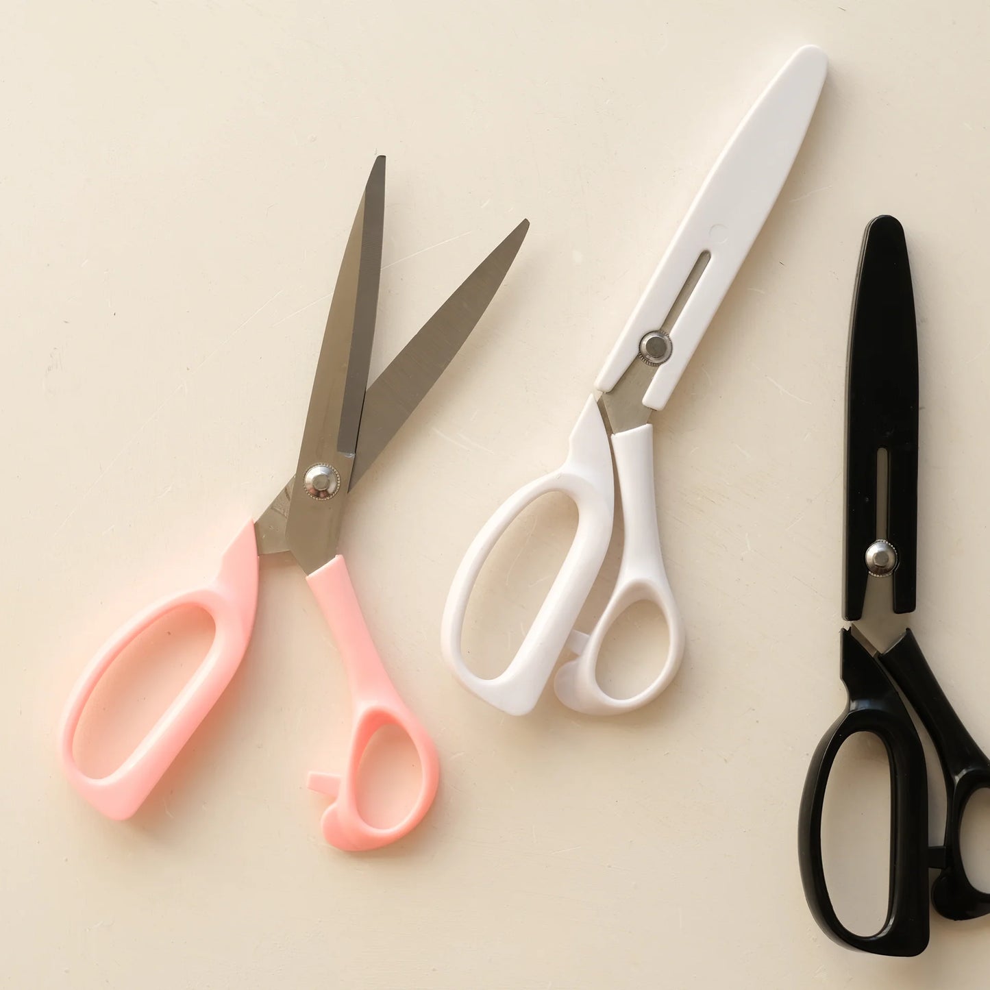 Ribbon Scissors