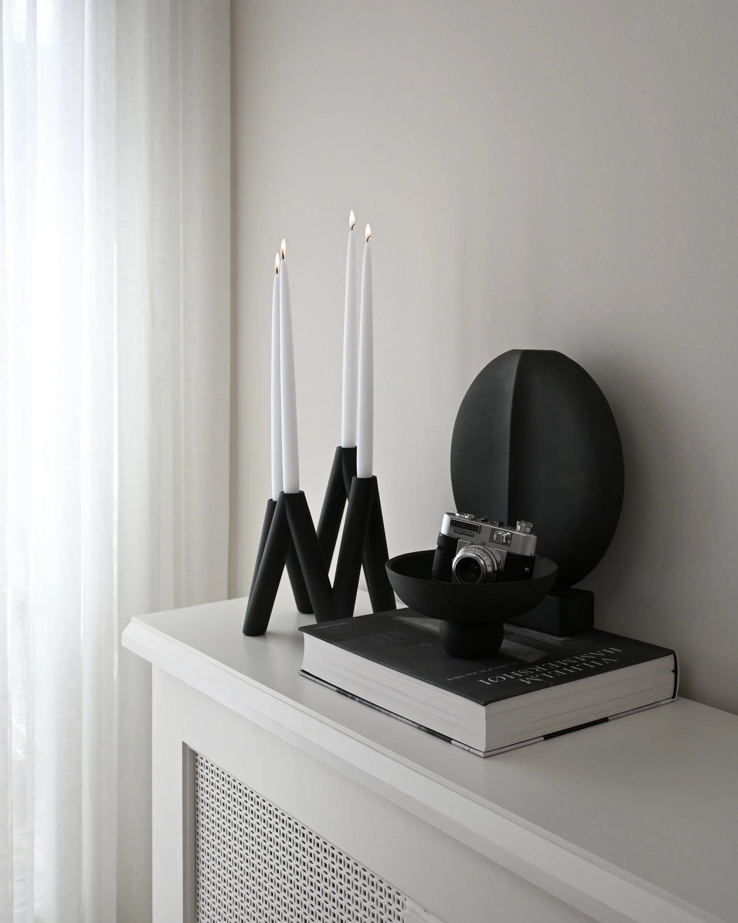 W Candleholder | 2 Colours