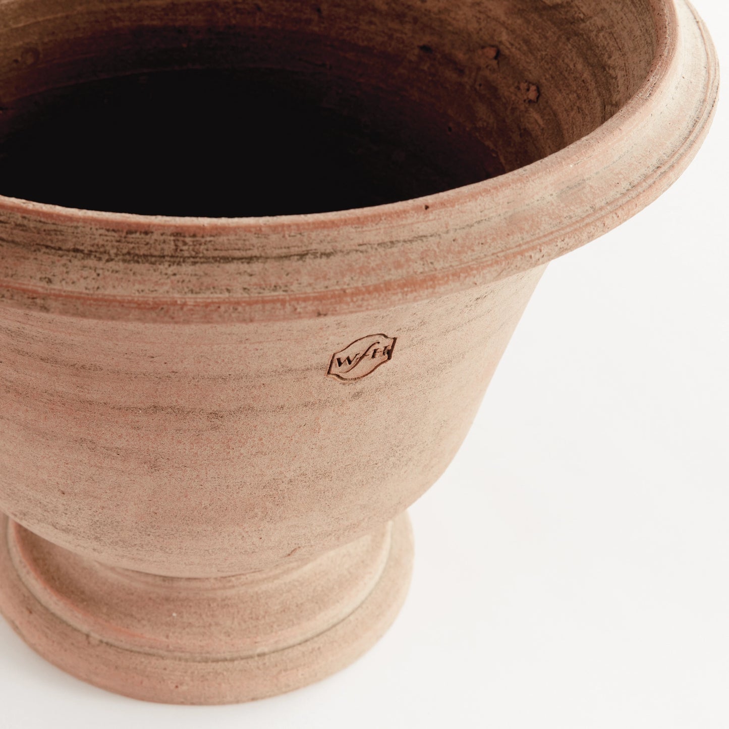 Wakefield Handmade Aston Pot #12 | Tan