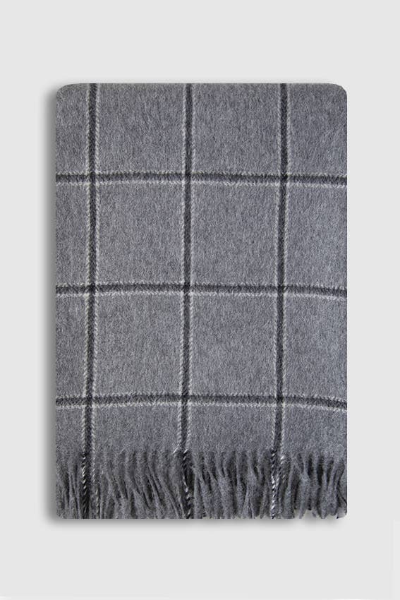 Stowe Throw - in 2 colors