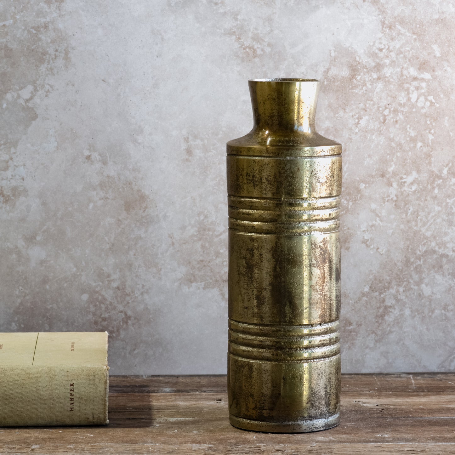 BURNT CHAMPAGNE ALUM. VASE | 2 Sizes