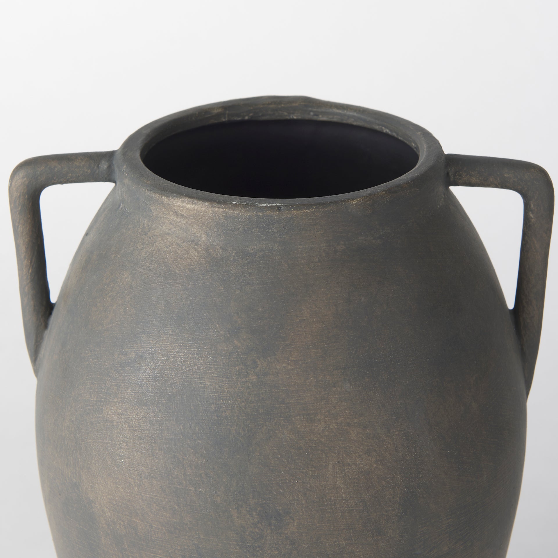 Kilian Medium Vase - Magnolia Lane co. Home + Garden + Gift