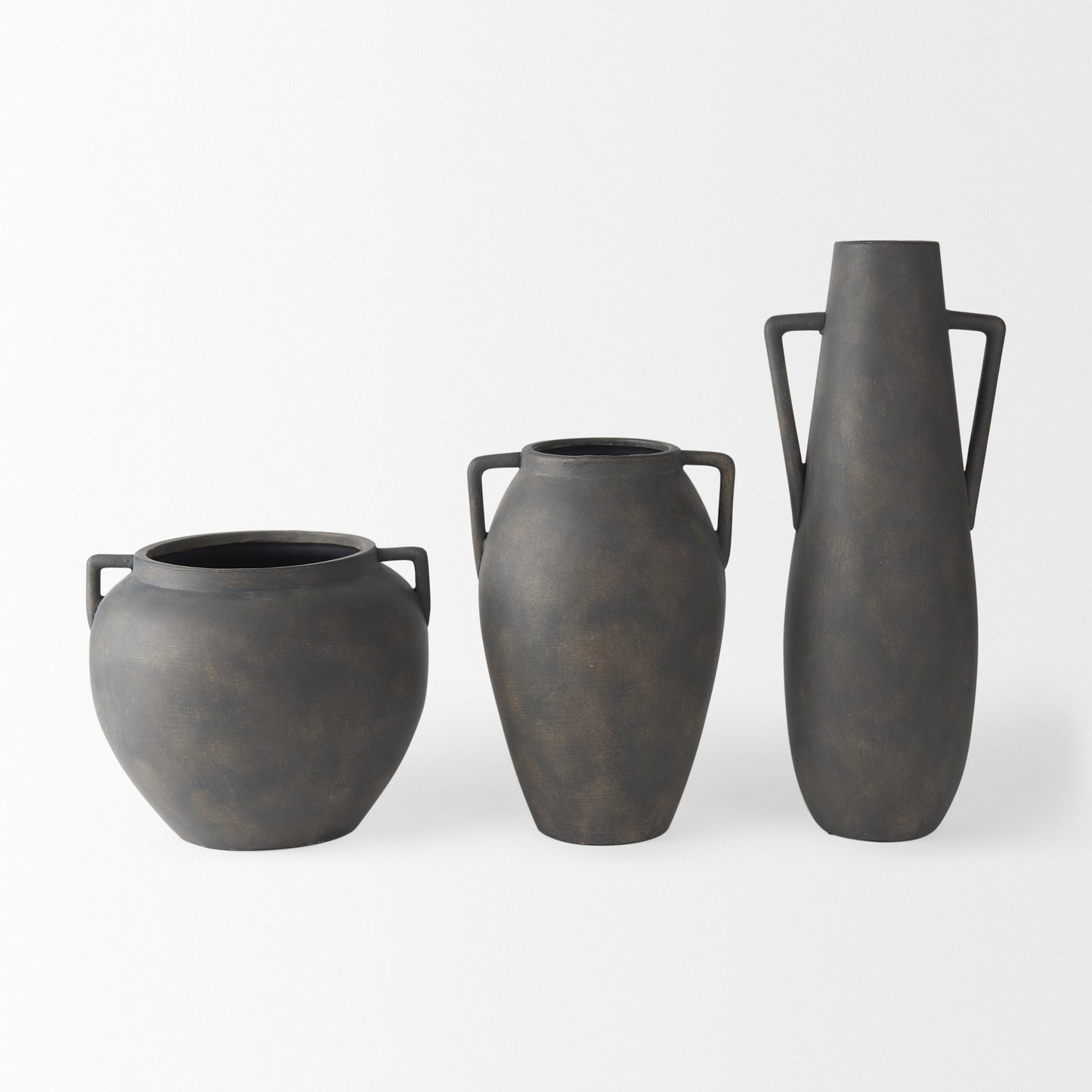 Kilian Medium Vase - Magnolia Lane co. Home + Garden + Gift