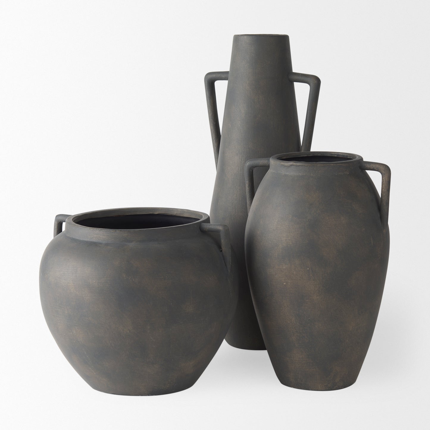 Kilian Medium Vase - Magnolia Lane co. Home + Garden + Gift