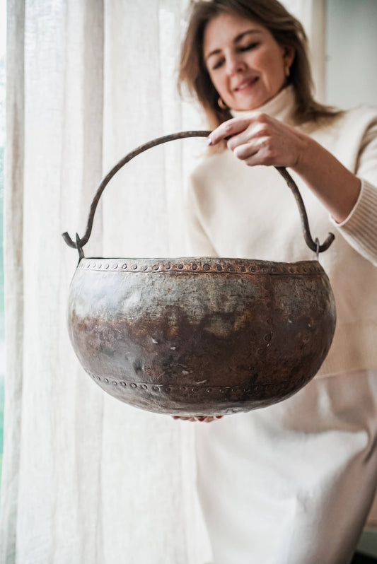 Iron Matka with Handle, Iron Basket