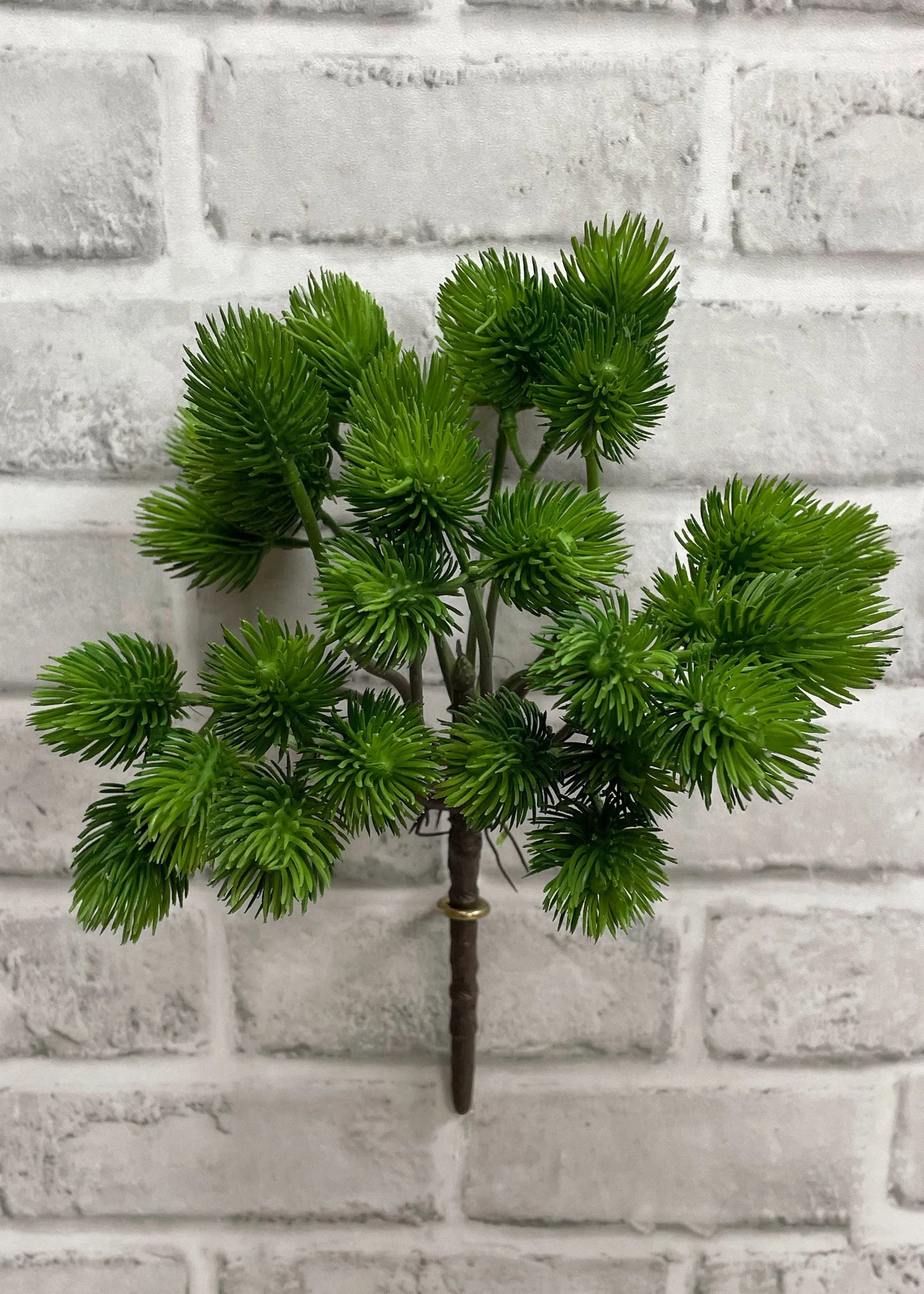11.5" GREEN THISTLE BUSH