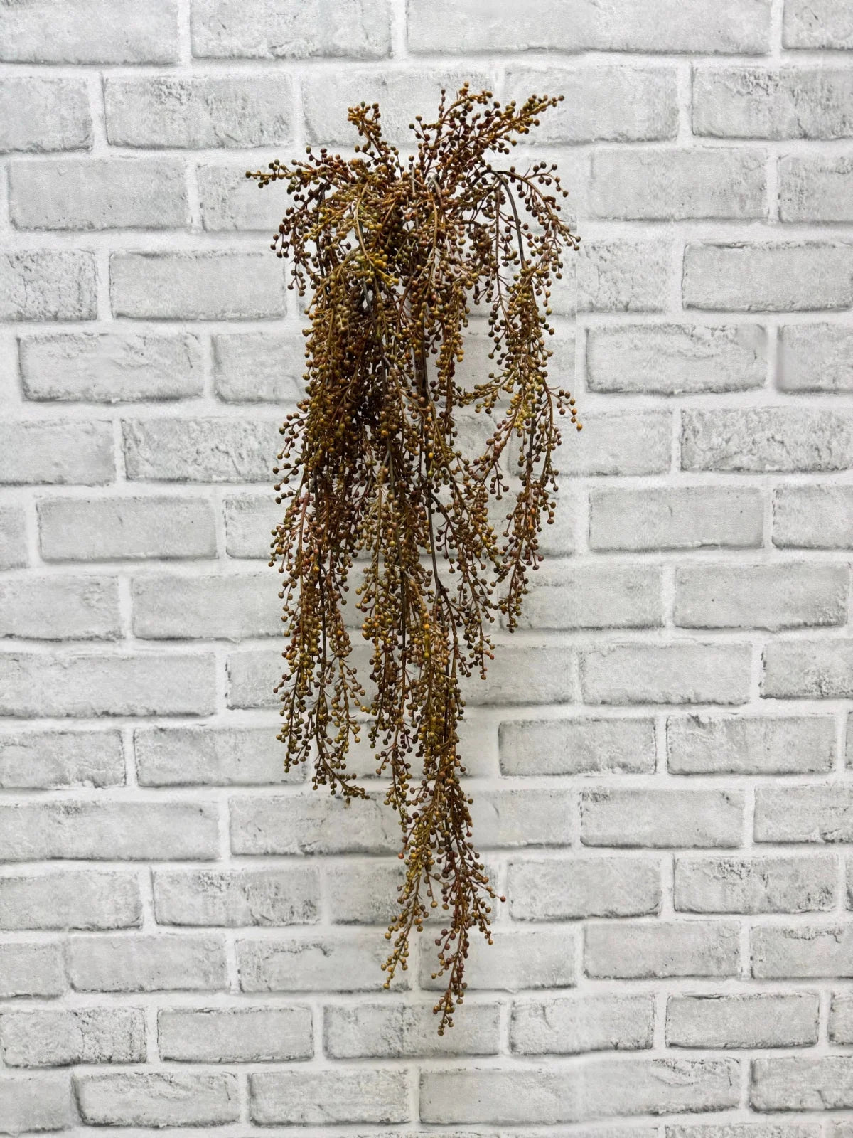 31" PEPPERBERRIES HANGING VINE BUSH