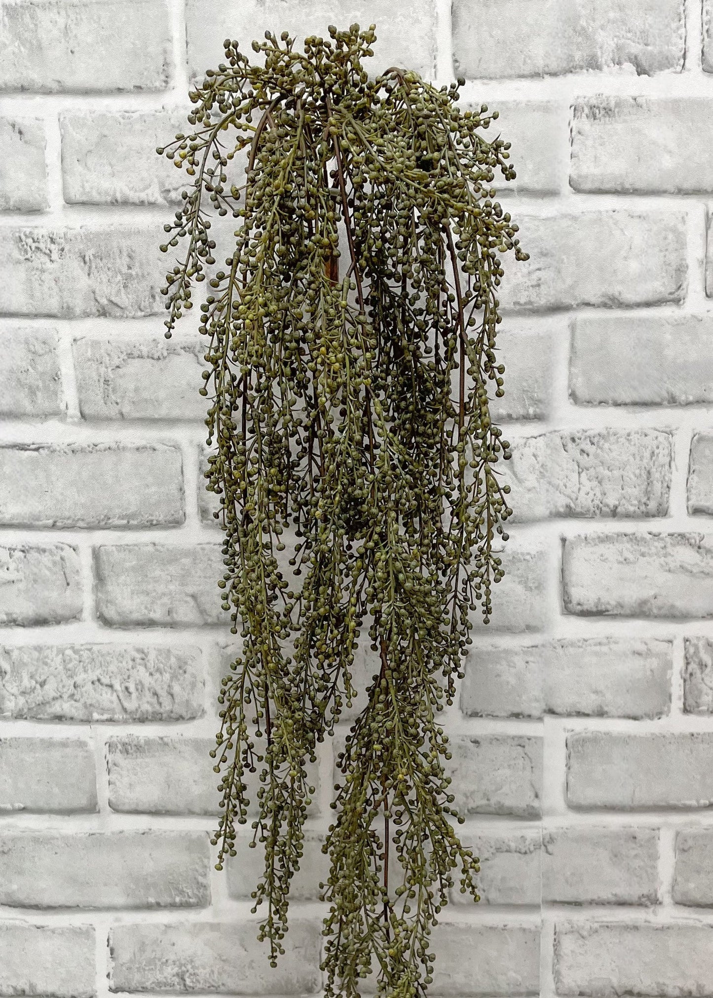 31" PEPPERBERRIES HANGING VINE BUSH