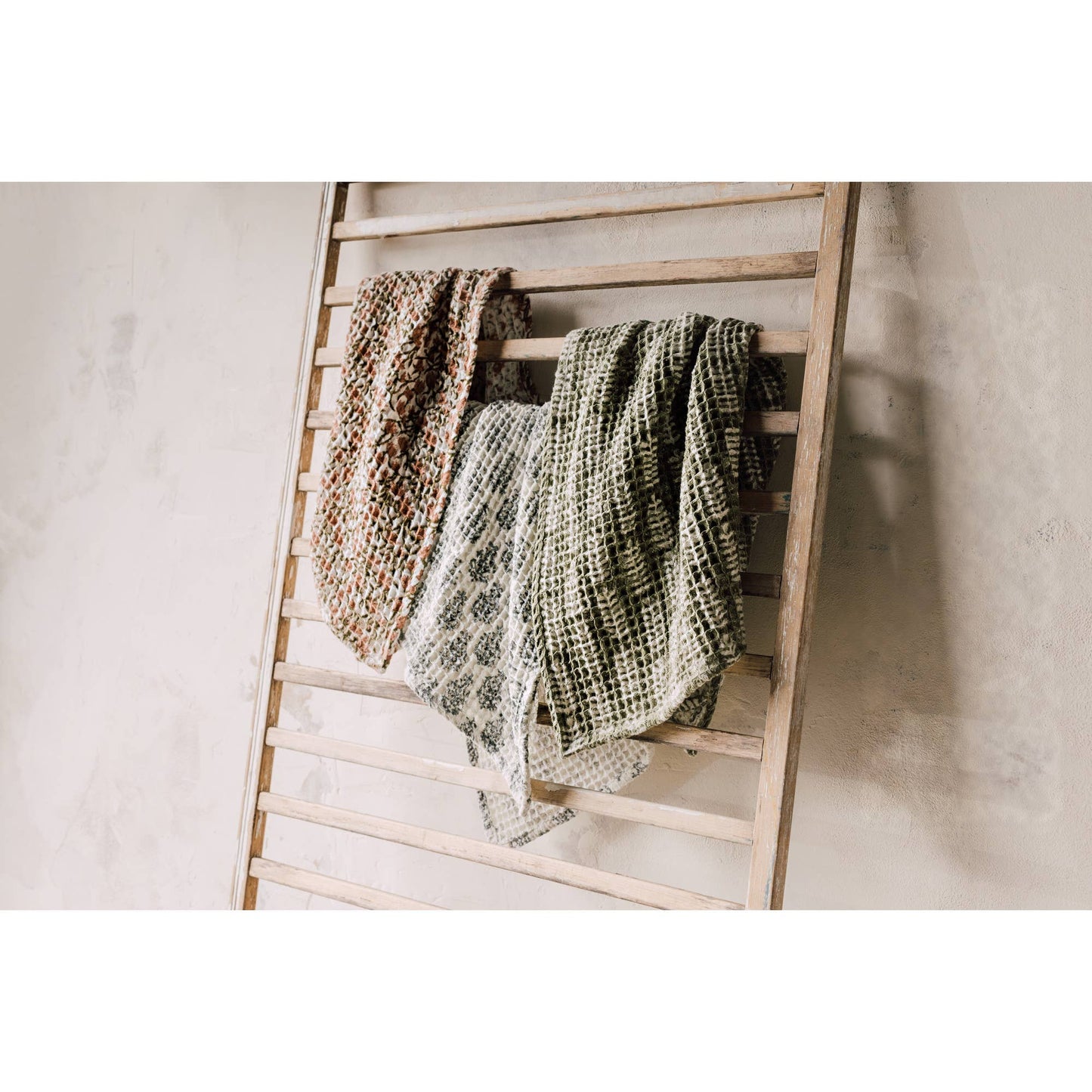 Thrive Block Print Dishtowel - Magnolia Lane co. Home + Garden + Gift