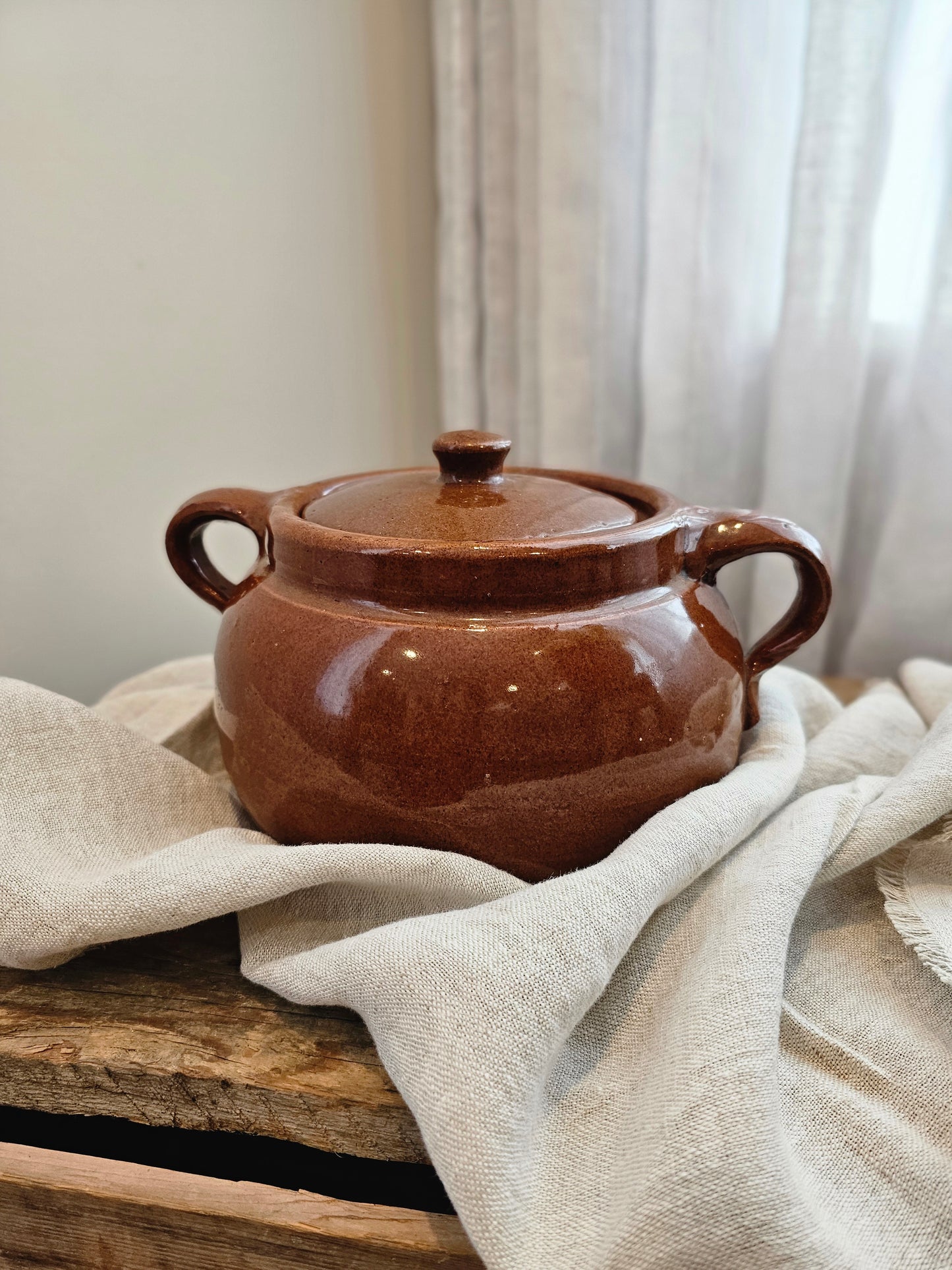 Large Madelta Bean Pot