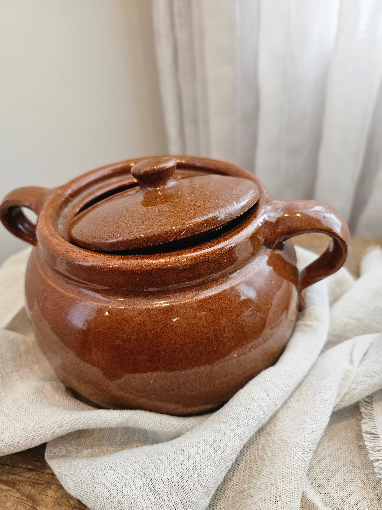 Large Madelta Bean Pot