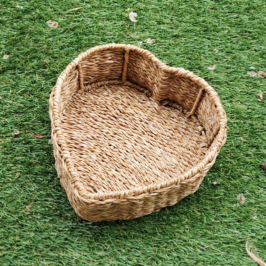 Handwoven Wicker Savar Heart Basket