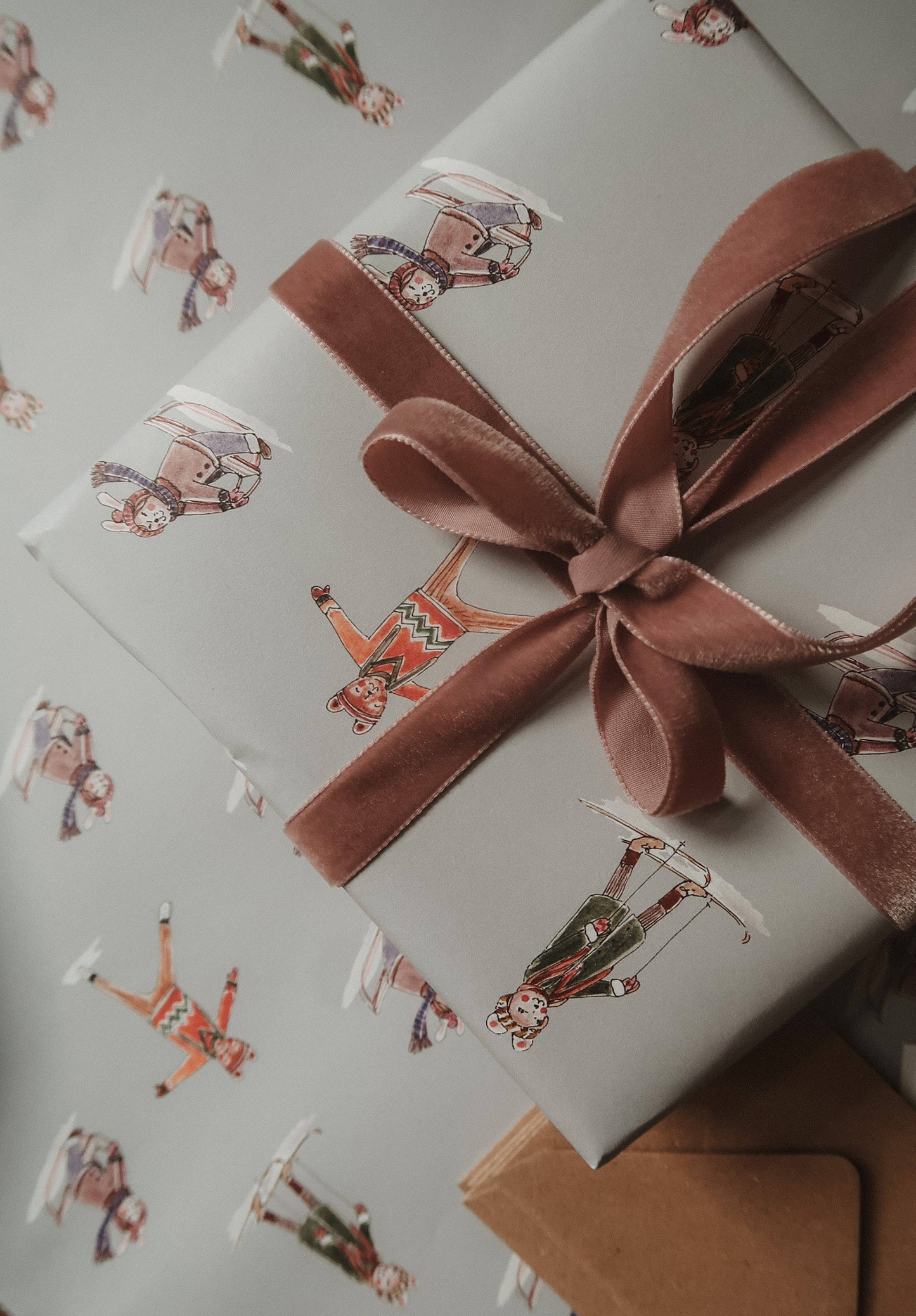 Set Of 3 Pieces Winter Joys Wrapping Paper