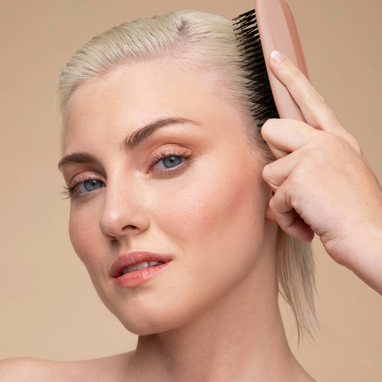 Scalp Renewal Brush in Terracotta - Magnolia Lane co. Home + Garden + Gift