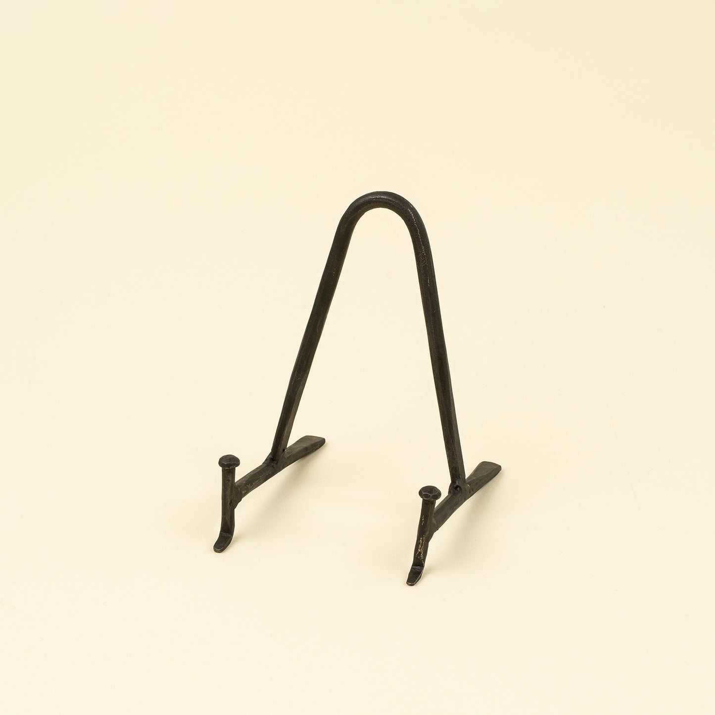 Arc Display Stand - Black