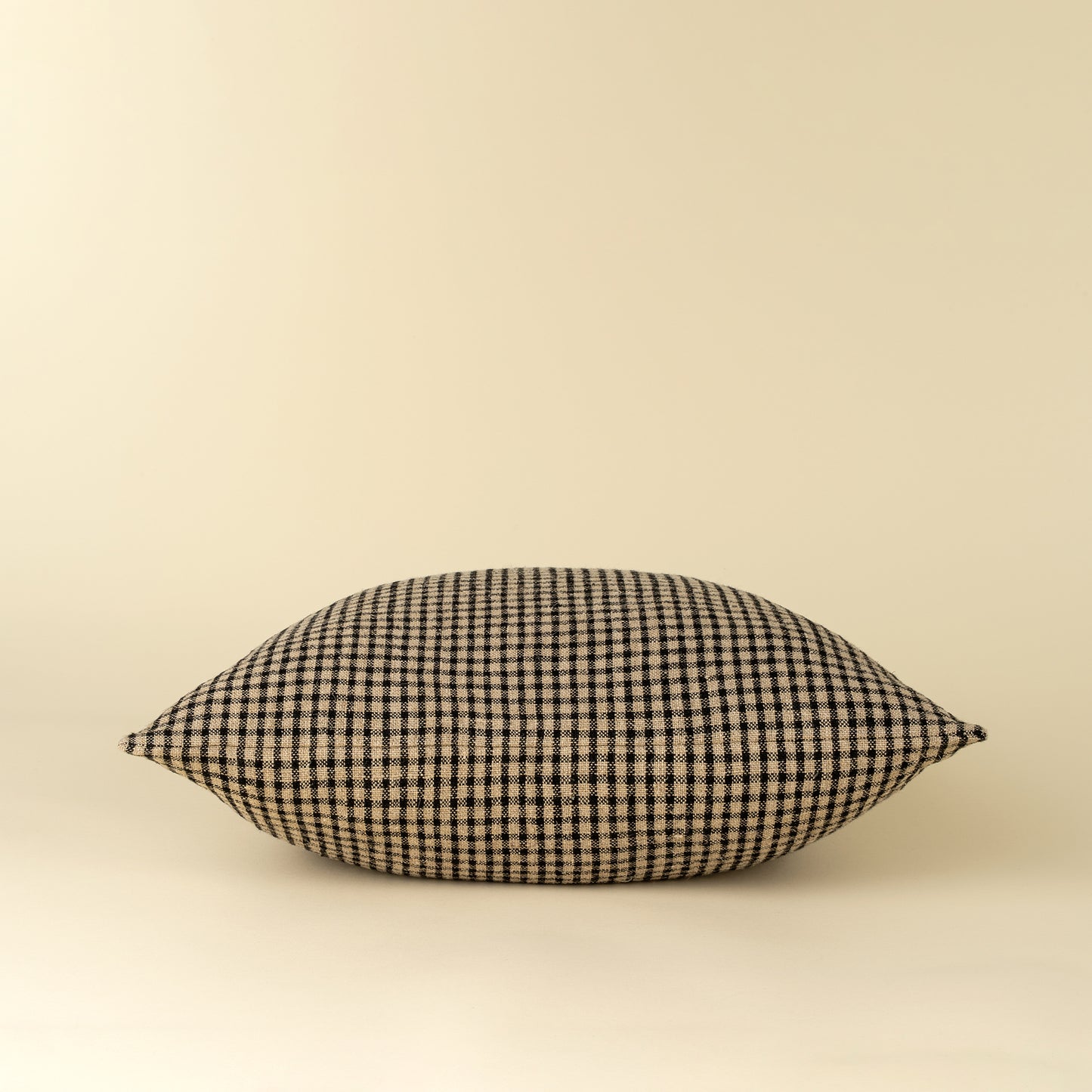 Heritage Linen Pillow, 20 x 20