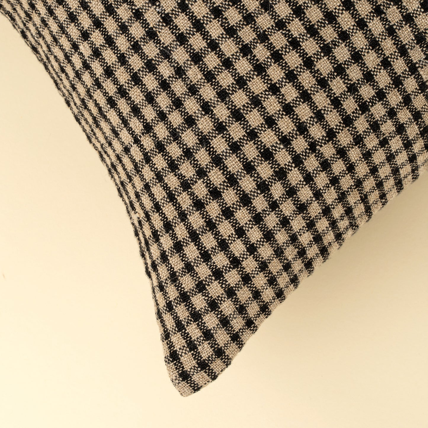 Heritage Linen Pillow, 20 x 20
