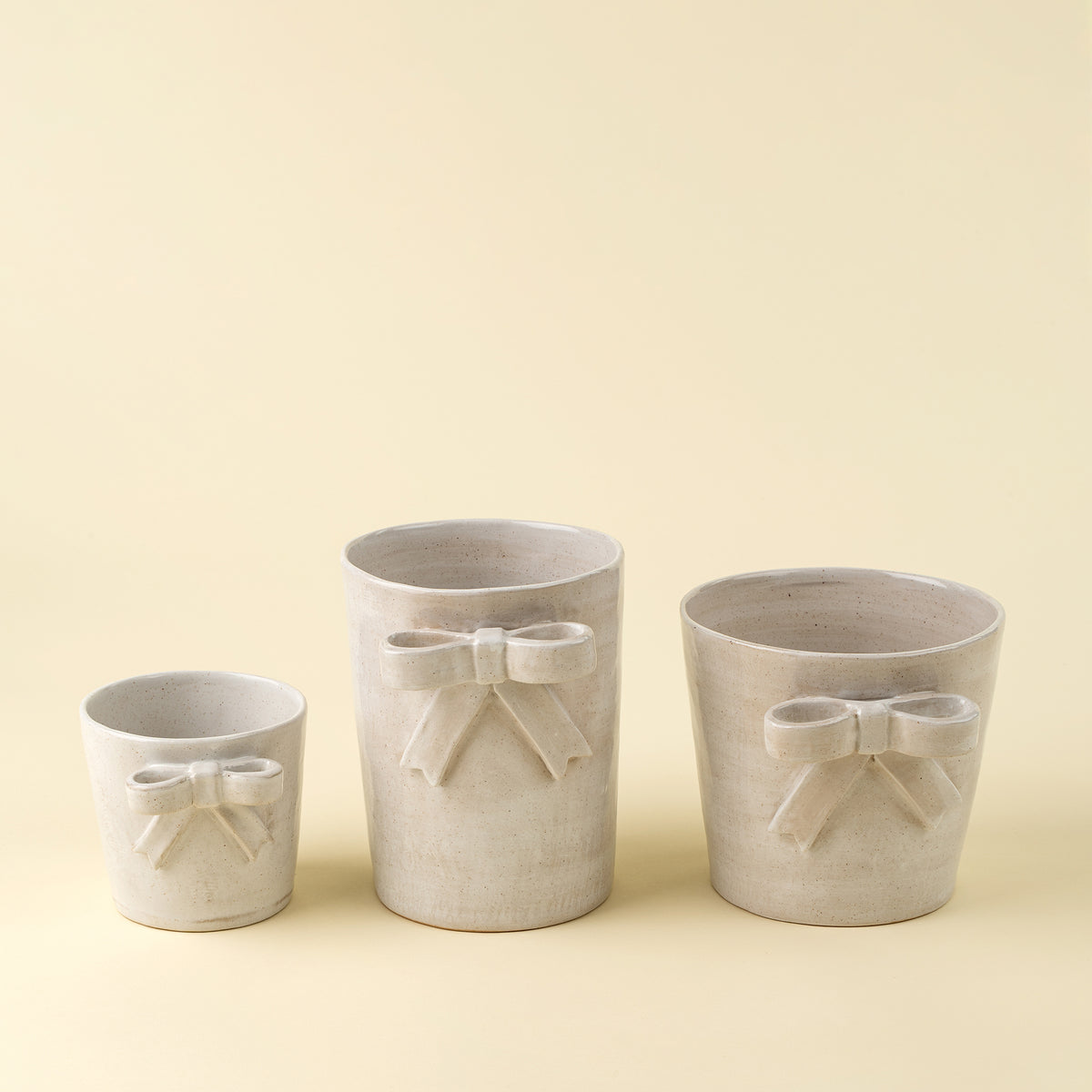 Stoneware Bow Pot