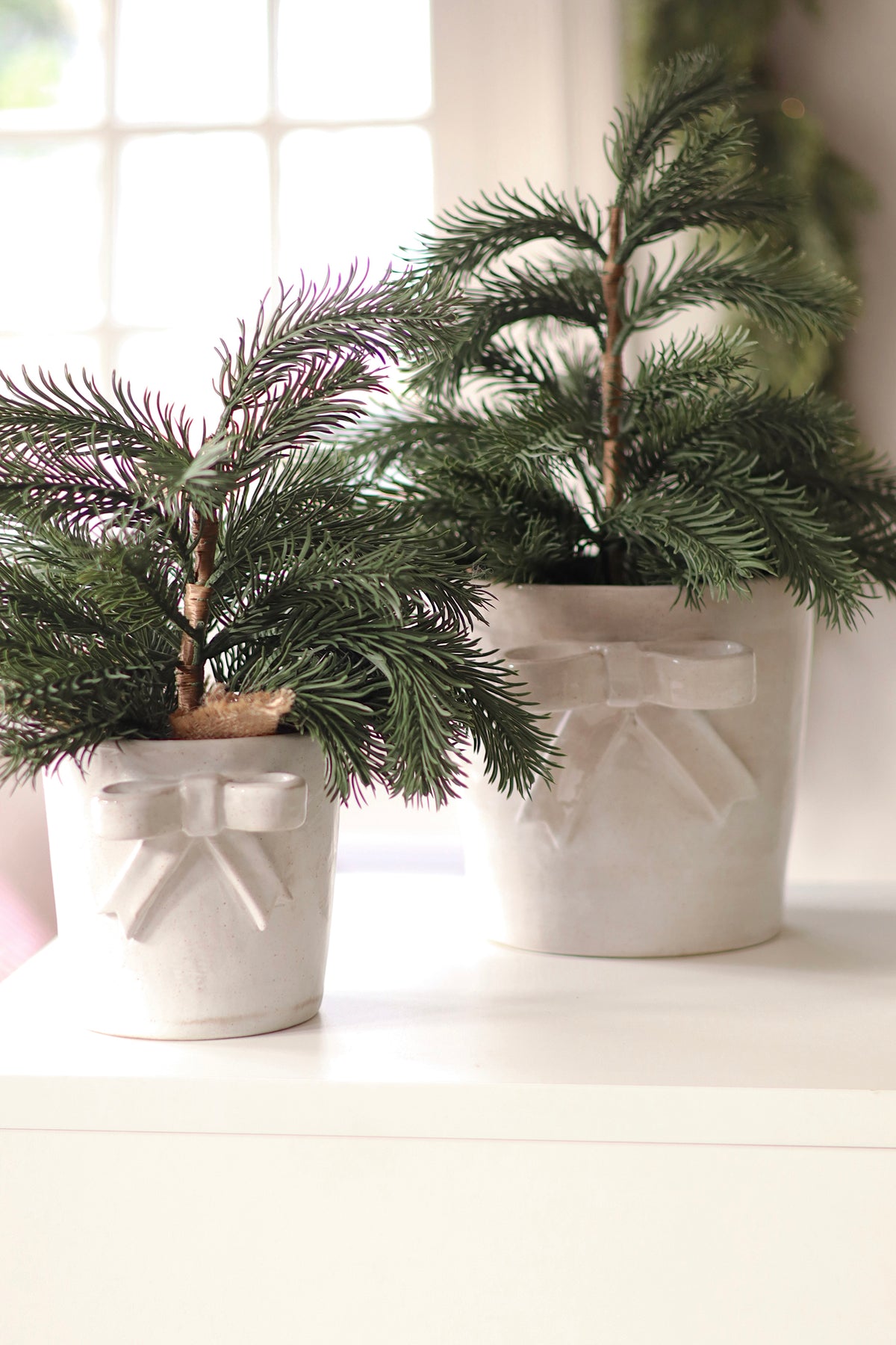 Stoneware Bow Pot
