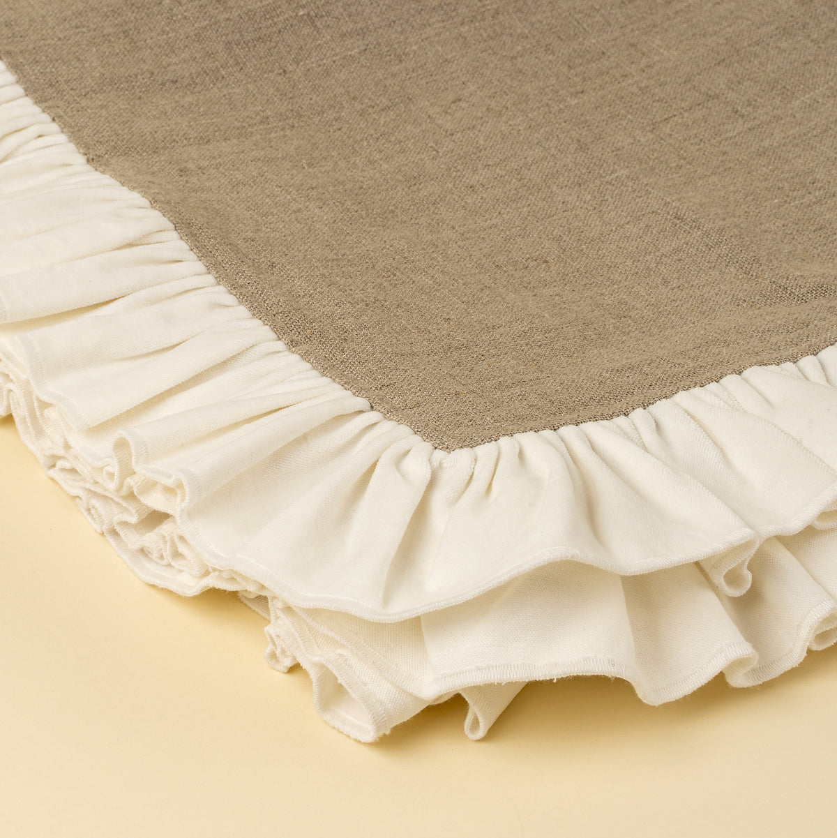 Velvet Ruffle Linen Throw