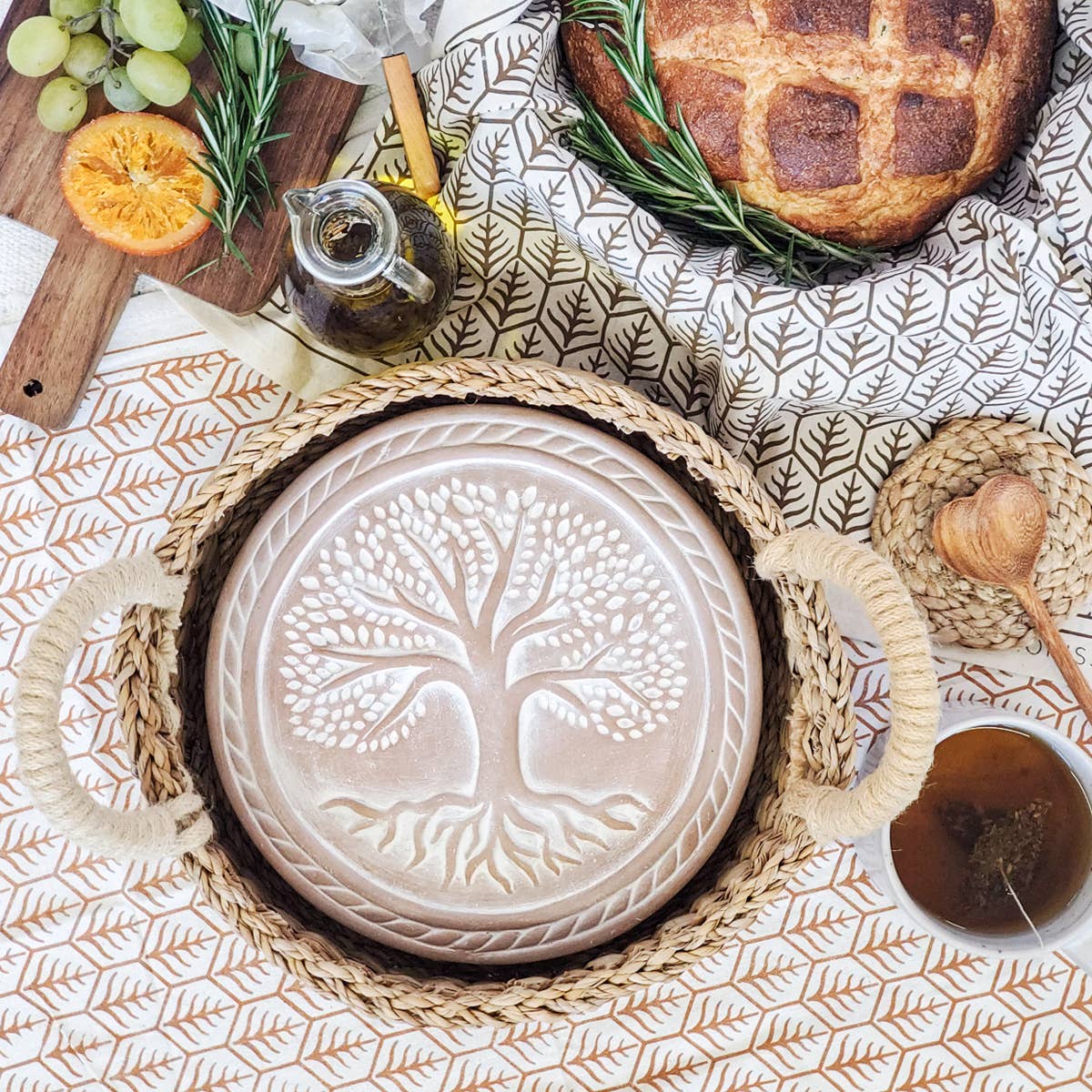Handmade Bread Warmer & Wicker Basket - Tree of Life Round