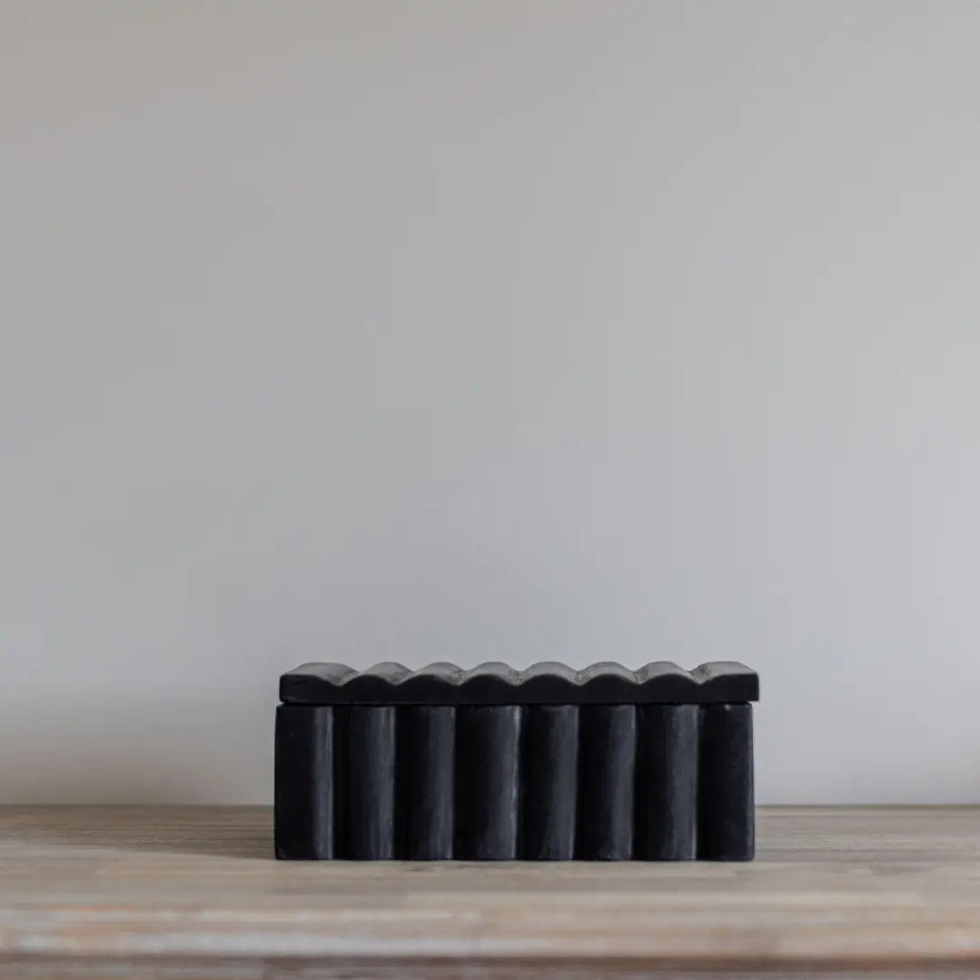 Fluted Box Marble Scallop Design Black