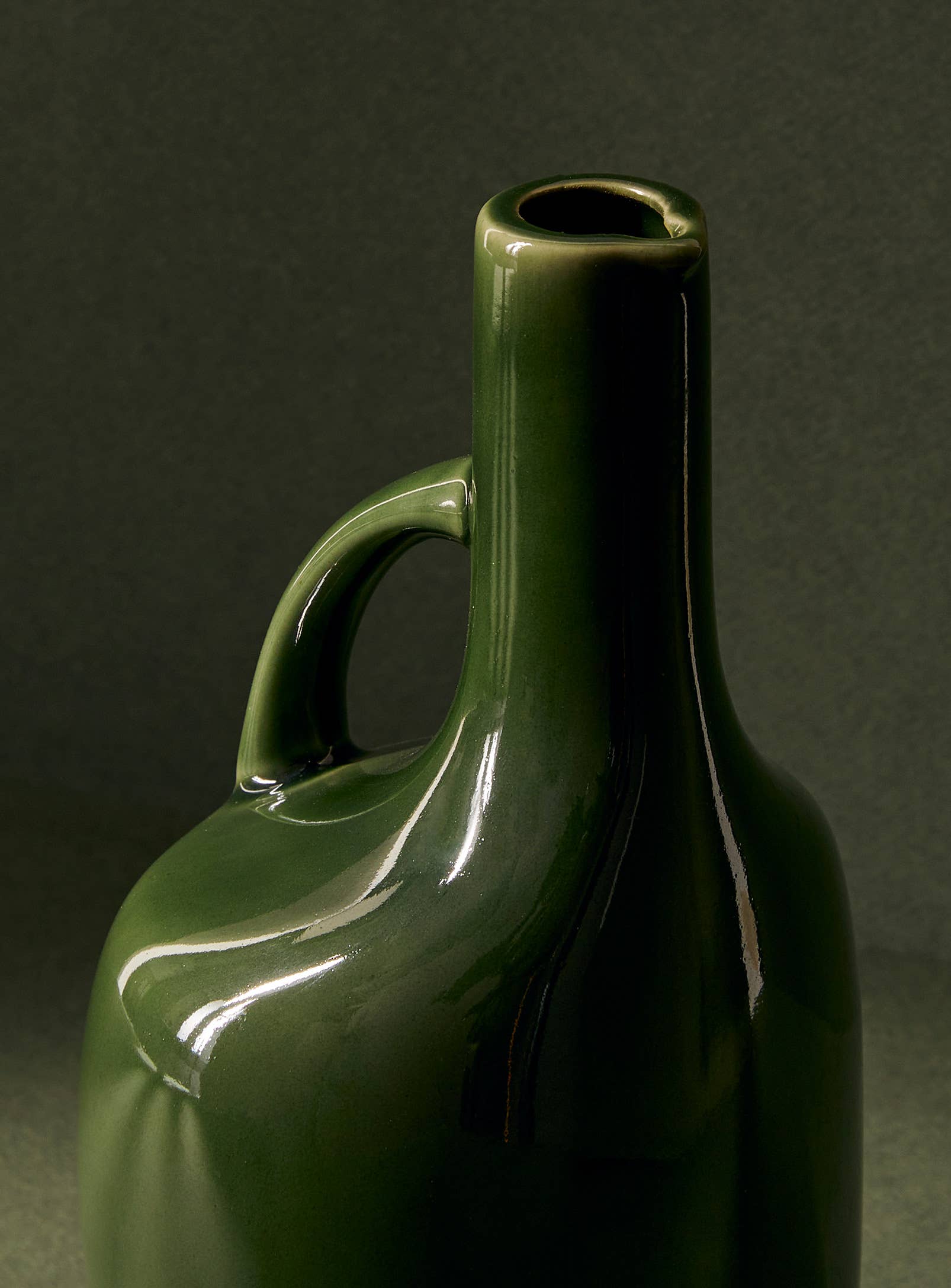 Handmade Stoneware Olive Oil Dispenser | Canard 34 oz - Magnolia Lane co. Home + Garden + Gift