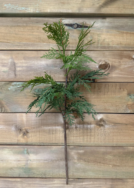 28" FRESH TOUCH NORTHERN WHITE CEDAR SPRAY