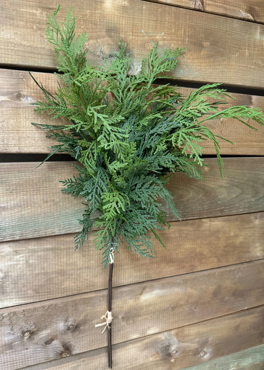 28" FRESH TOUCH NORTHERN WHITE CEDAR BUNDLE - 3 PC PER BUNDLE