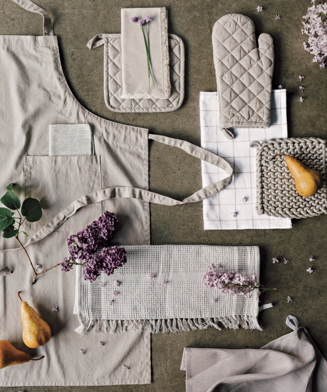 Stonewash Apron - Magnolia Lane co. Home + Garden + Gift