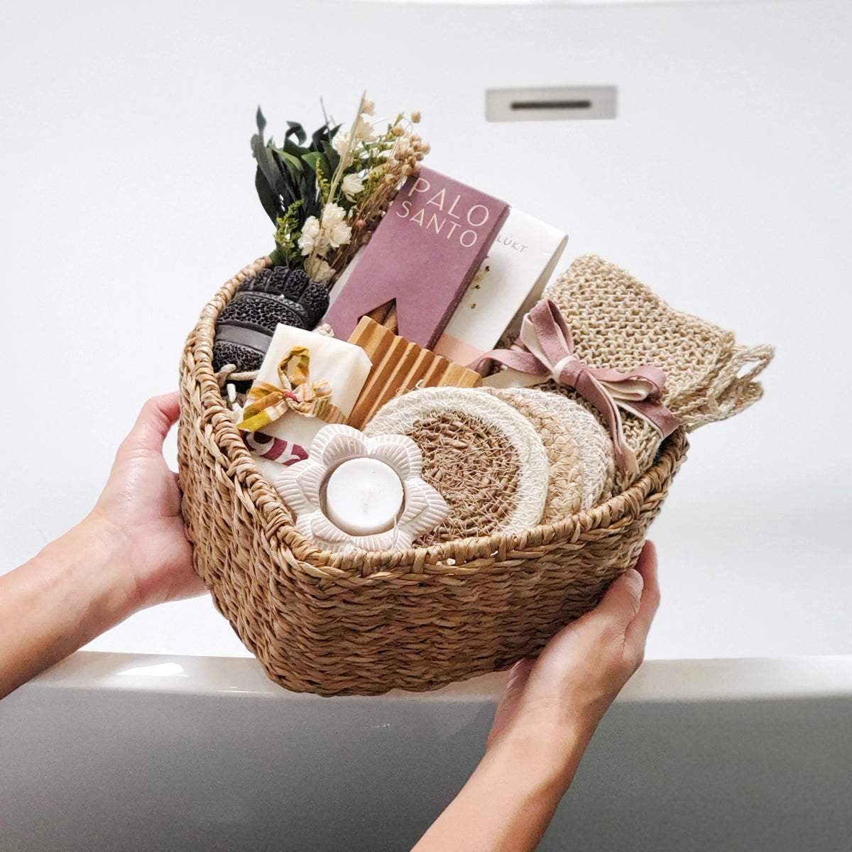 Handwoven Wicker Savar Heart Basket