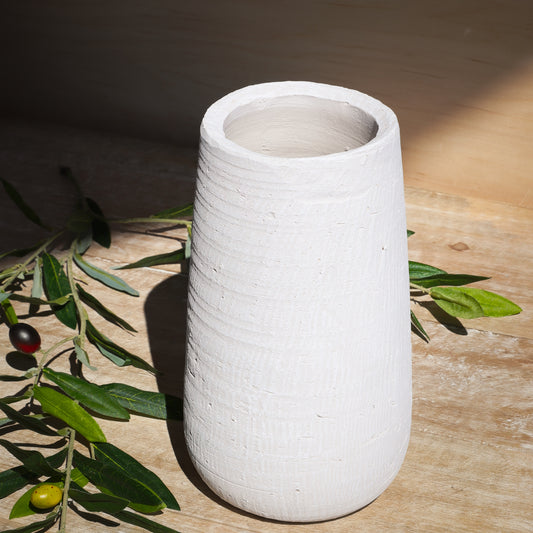 9.8" WHITE CHALK VASE