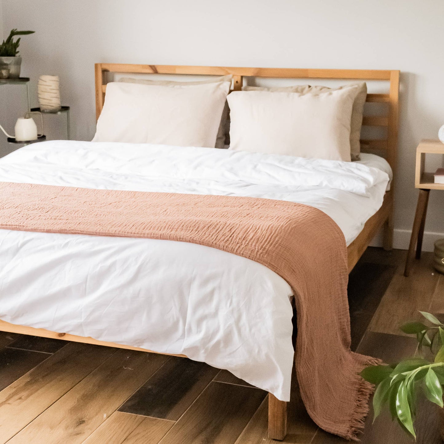 Malvasia Reversible Muslin Gauze Bedspread Blanket Cover W01 - Magnolia Lane co. Home + Garden + Gift
