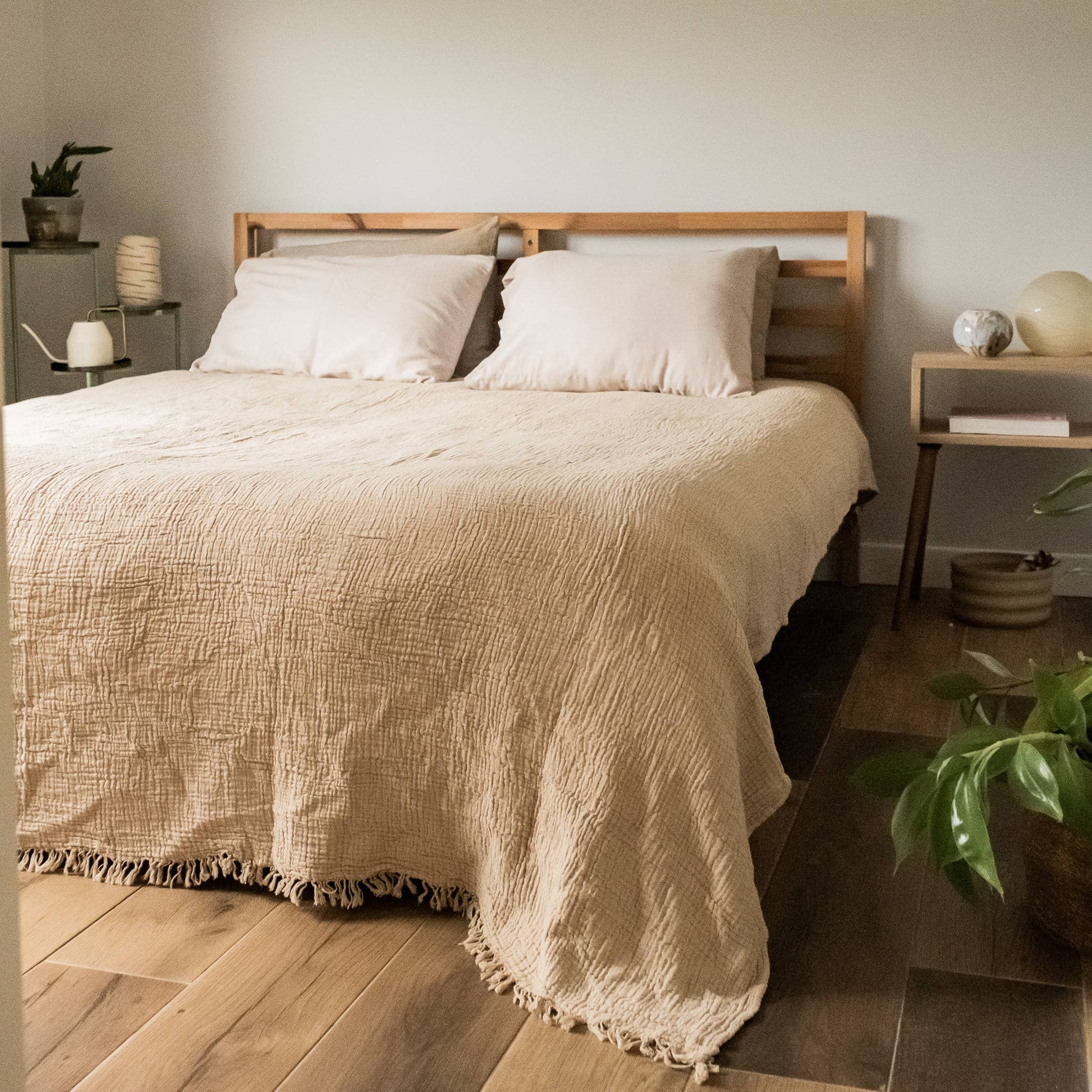 Malvasia Reversible Muslin Gauze Bedspread Blanket Cover W01 - Magnolia Lane co. Home + Garden + Gift