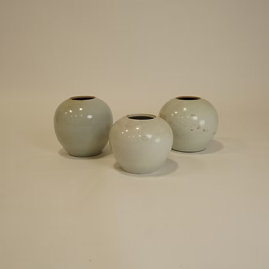 Dove Vintage Pot
