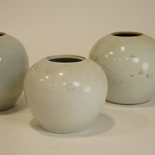 Dove Vintage Pot