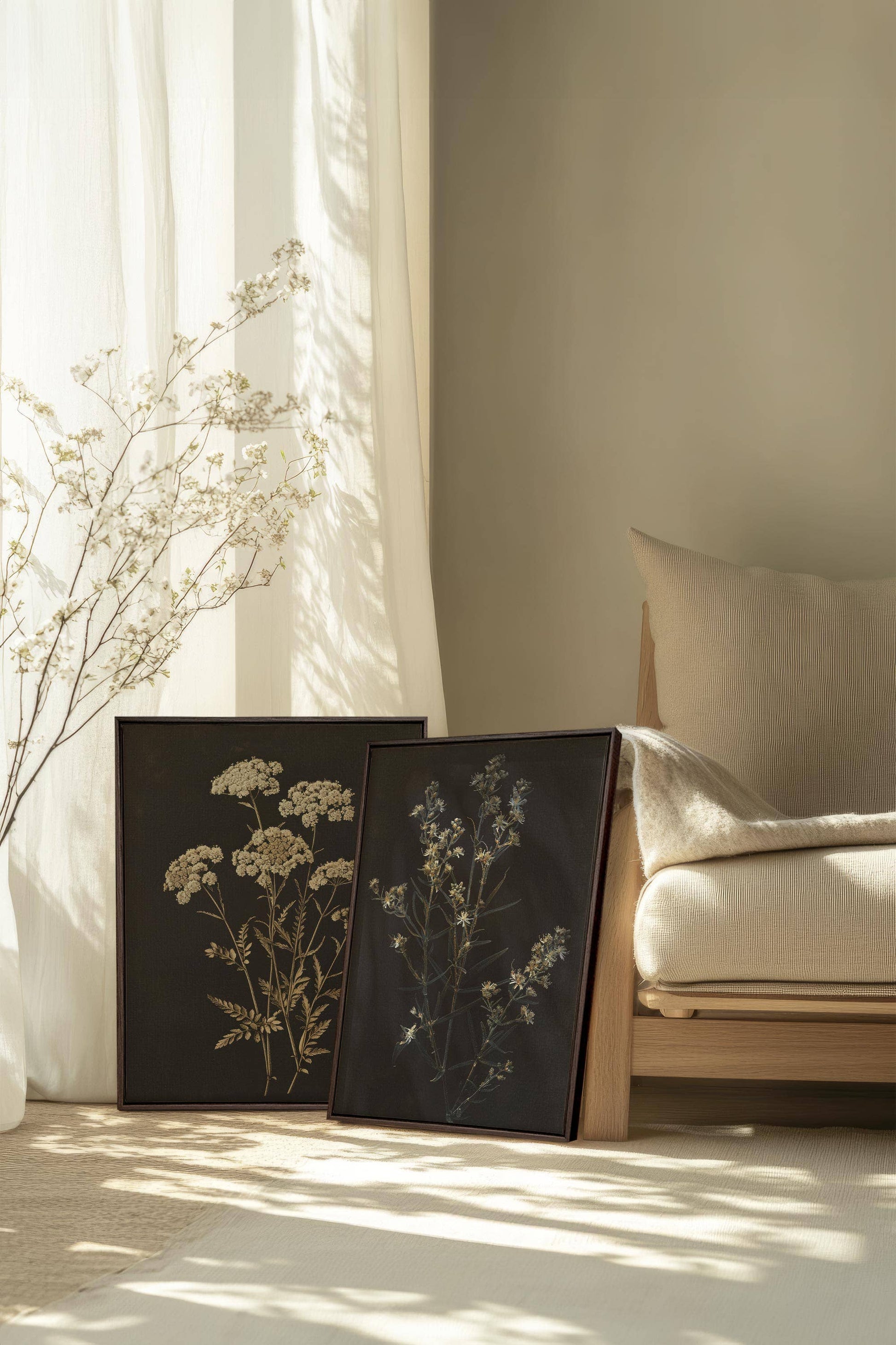 DUO FLEURS PRÉCIEUSES, canvas wall art print - Magnolia Lane co. Home + Garden + Gift